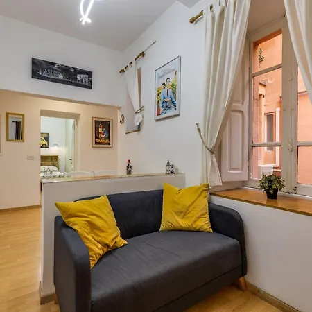 Gladiator's House Apartment